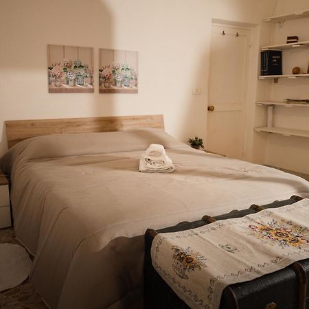 Two-Room Apt. Under The Aqueduct'S Arch In Pigneto ローマ エクステリア 写真