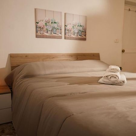 Two-Room Apt. Under The Aqueduct'S Arch In Pigneto ローマ エクステリア 写真